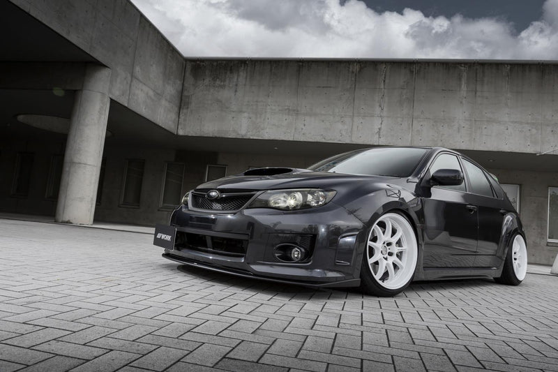 Work Emotion D9R White 18x9.5 +38 5x114.3