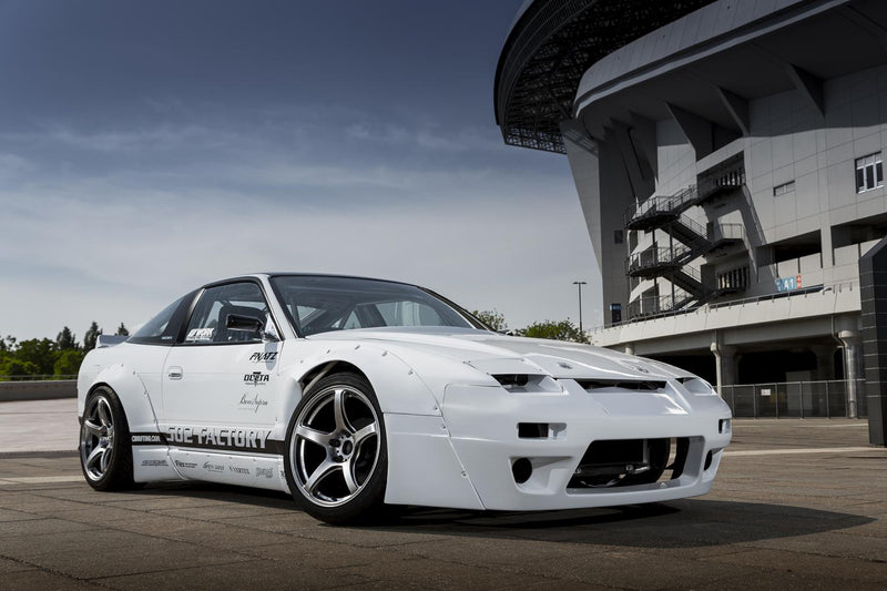 Work Emotion T5R Glow Silver 18x9.5 +38 5x114.3